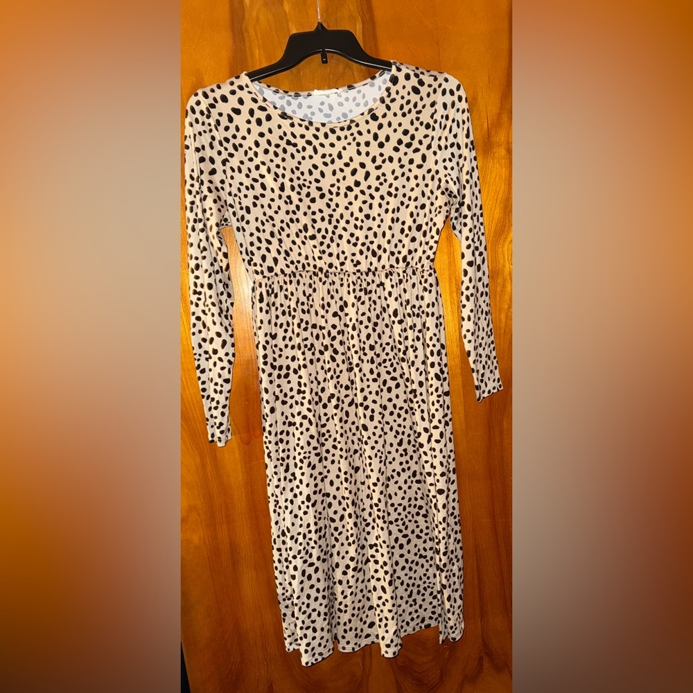 NViU Stylish Polka Dot Animal Print Long Sleeve Dress Made In USA Tan with Black